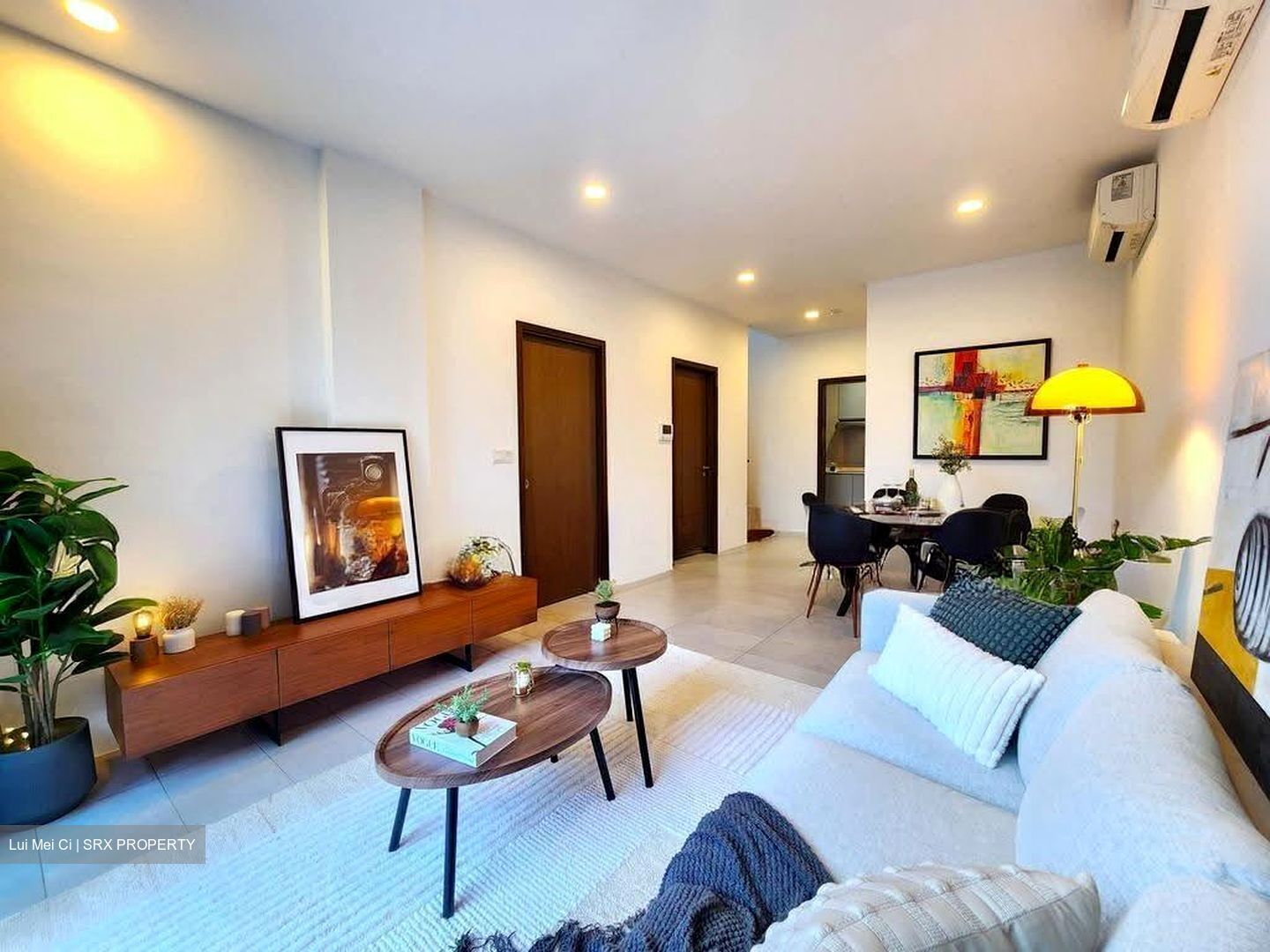 Senyum Residences (D14), Terrace #610580221